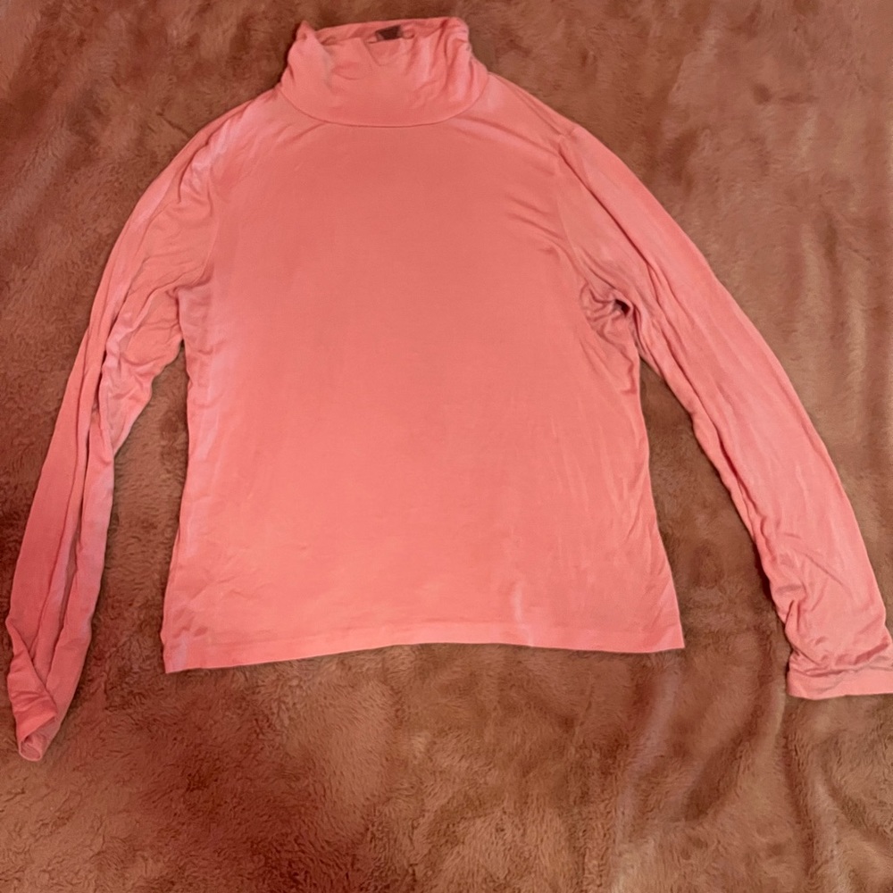 Pink turtle neck - Picture 3 of 5